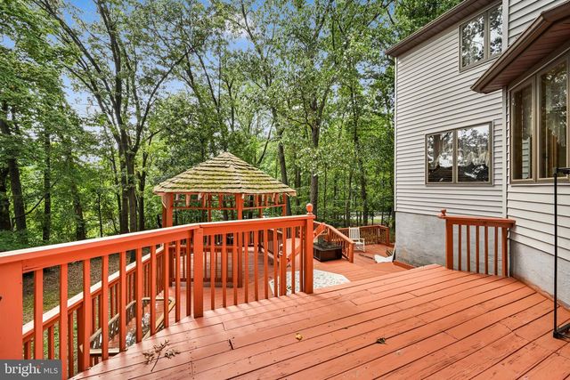 5057 VALLEY VIEW RD, Mohnton, PA 19540