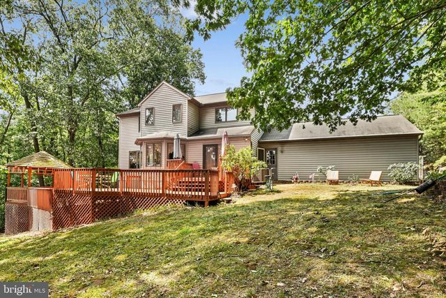 5057 VALLEY VIEW RD, Mohnton, PA 19540
