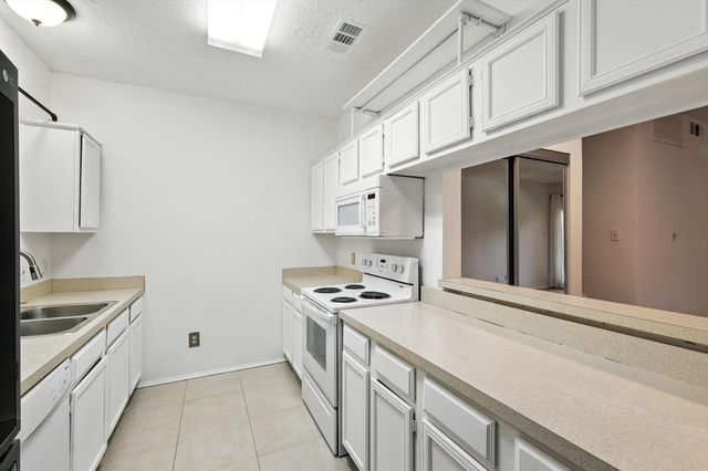 5550 Spring Valley Road D22, Dallas, TX 75254