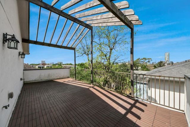 1716 Stuart Street, Houston, TX 77004