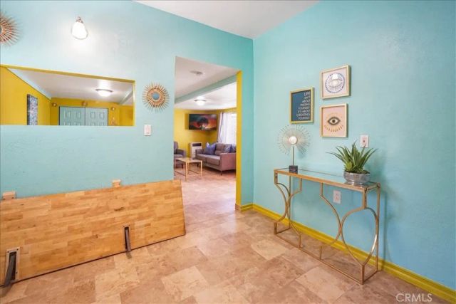 15880 La Vida Drive, Palm Springs, CA 92262