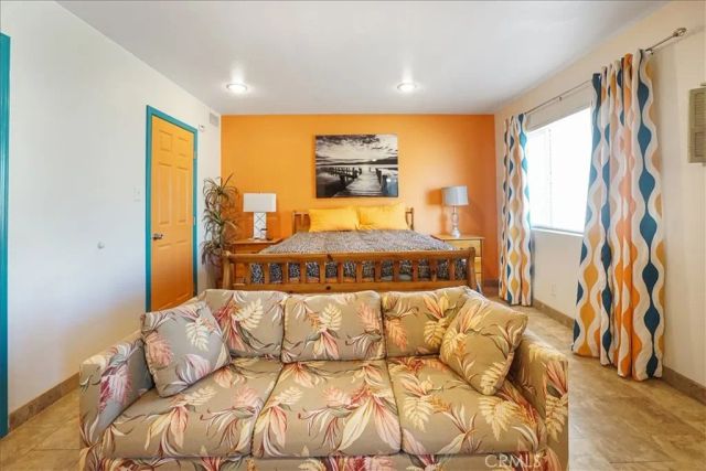 15880 La Vida Drive, Palm Springs, CA 92262