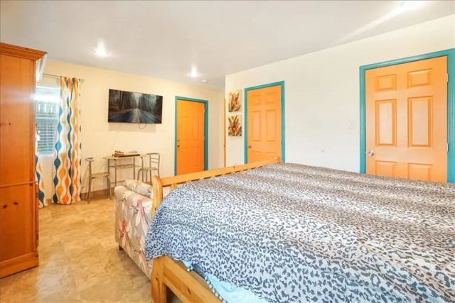 15880 La Vida Drive, Palm Springs, CA 92262