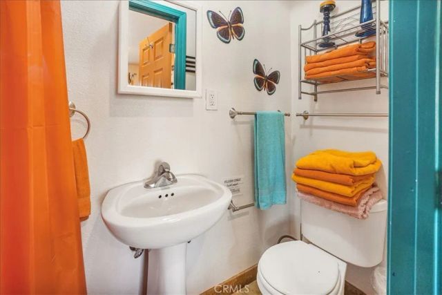 15880 La Vida Drive, Palm Springs, CA 92262