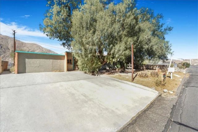 15880 La Vida Drive, Palm Springs, CA 92262