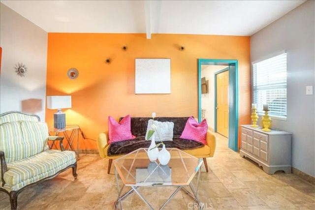 15880 La Vida Drive, Palm Springs, CA 92262