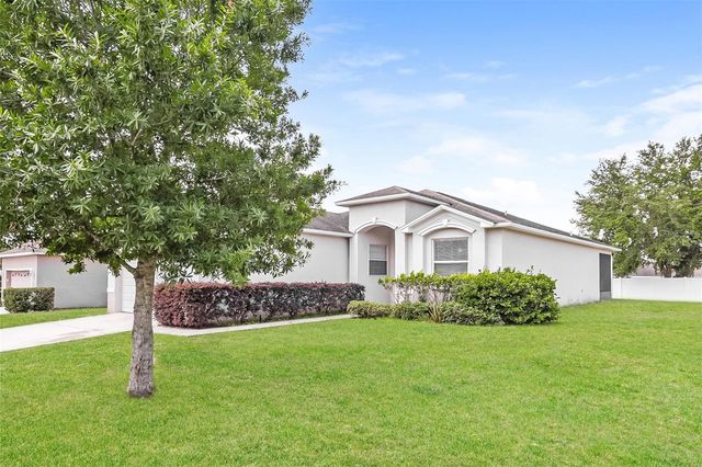 8130 WOODVINE CIRCLE, Lakeland, FL 33810