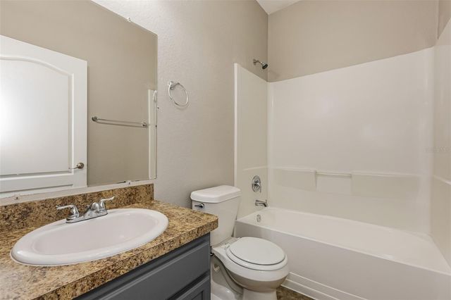 8130 WOODVINE CIRCLE, Lakeland, FL 33810
