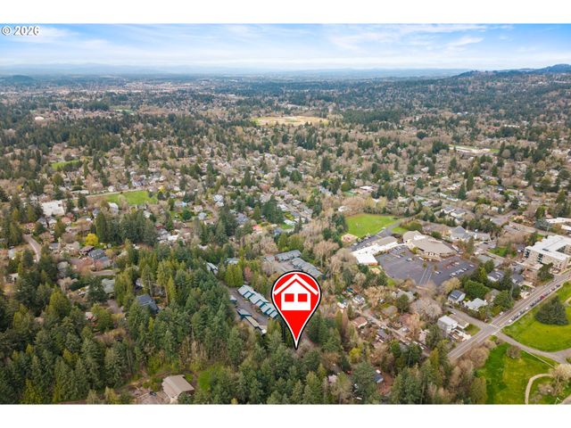 4594 Sw CALDEW St A, Portland, OR 97219