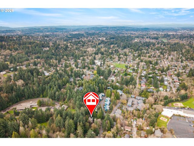 4594 Sw CALDEW St A, Portland, OR 97219