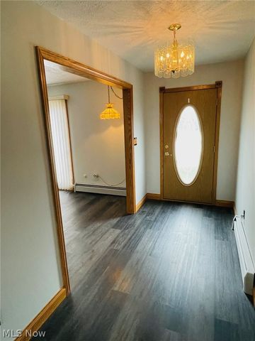 37518 Arlington Drive, Willoughby, OH 44094