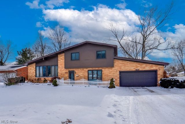 37518 Arlington Drive, Willoughby, OH 44094