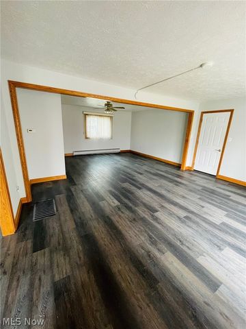 37518 Arlington Drive, Willoughby, OH 44094