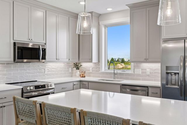 1004 Turner Lane, New Richmond, WI 54017