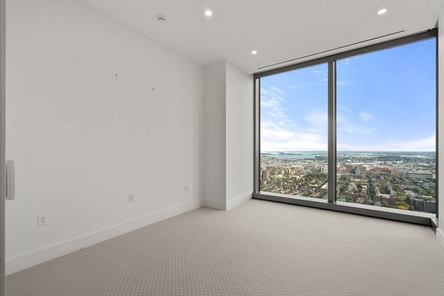 1 Dalton Street 4504, Boston, MA 02115