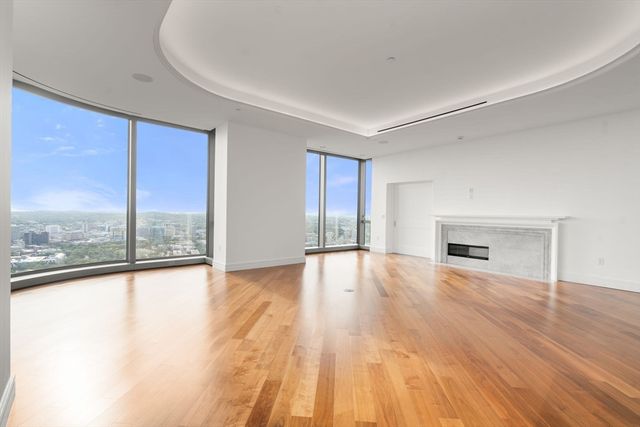 1 Dalton Street 4504, Boston, MA 02115
