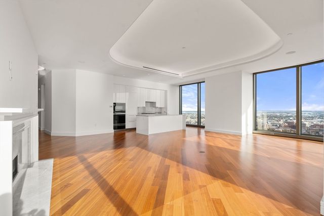 1 Dalton Street 4504, Boston, MA 02115