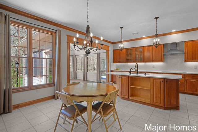 6163 Taylors Grove, Richland, MI 49083