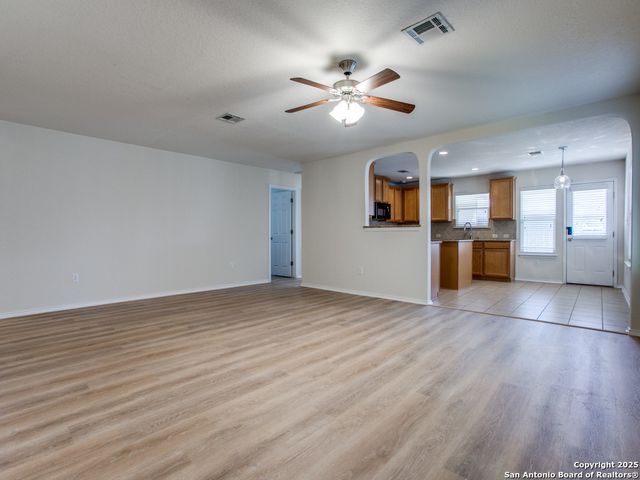 5946 Hematite Rim, San Antonio, TX 78222