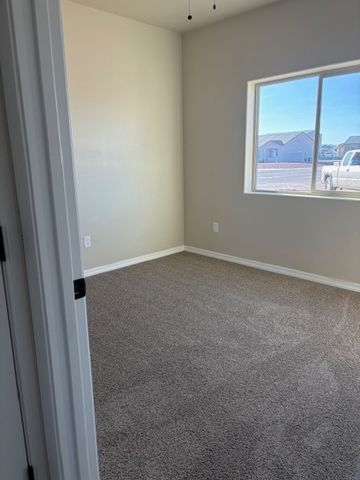 6676 W Rosario Court, Golden Valley, AZ 86413