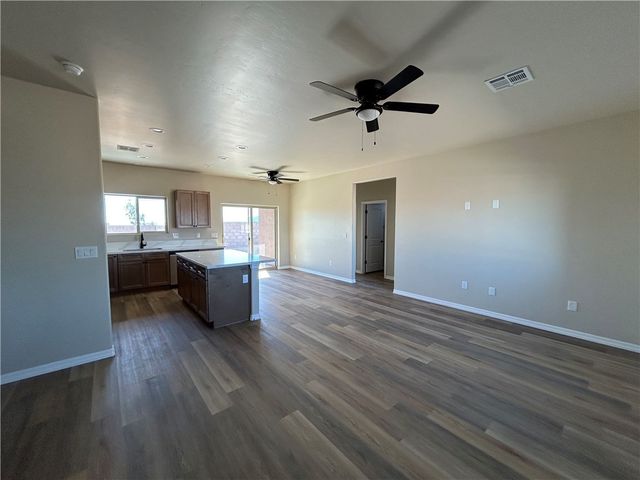 6676 W Rosario Court, Golden Valley, AZ 86413