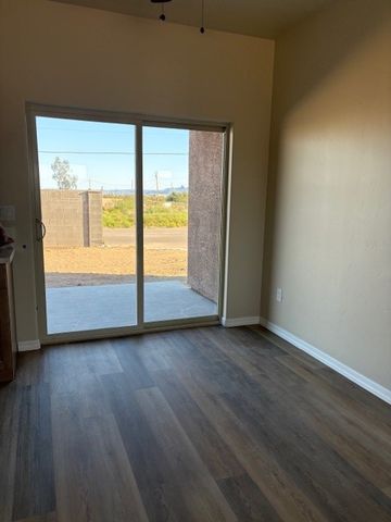 6676 W Rosario Court, Golden Valley, AZ 86413