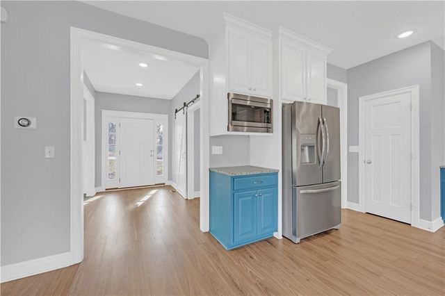 868 265 Road, Knob Noster, MO 65336