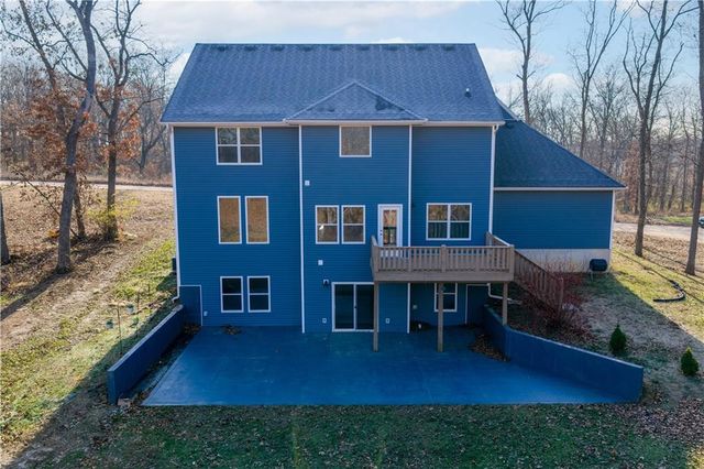 868 265 Road, Knob Noster, MO 65336