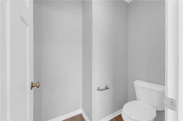 868 265 Road, Knob Noster, MO 65336