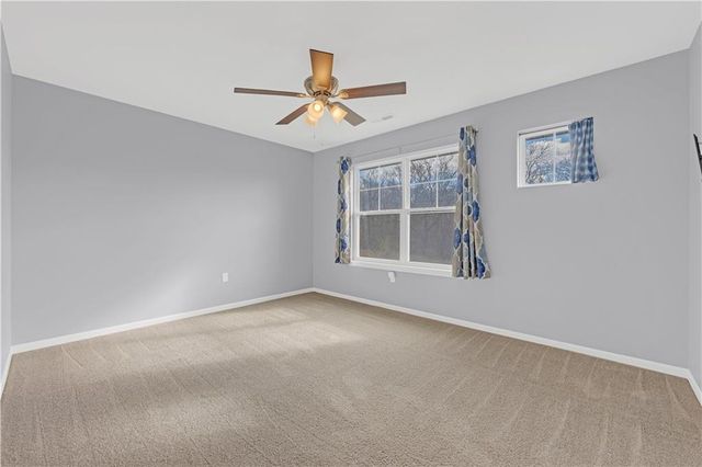 868 265 Road, Knob Noster, MO 65336