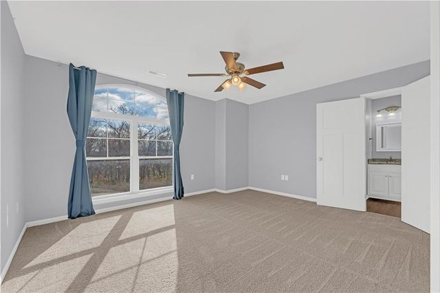 868 265 Road, Knob Noster, MO 65336