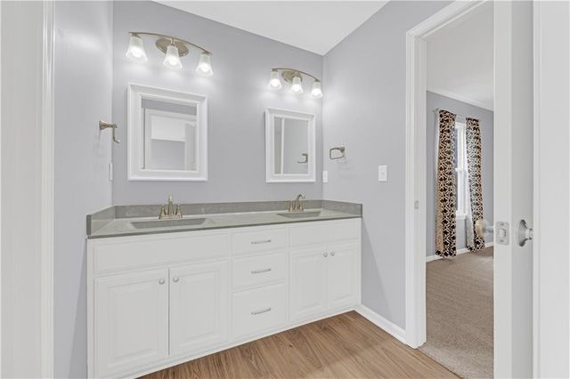 868 265 Road, Knob Noster, MO 65336