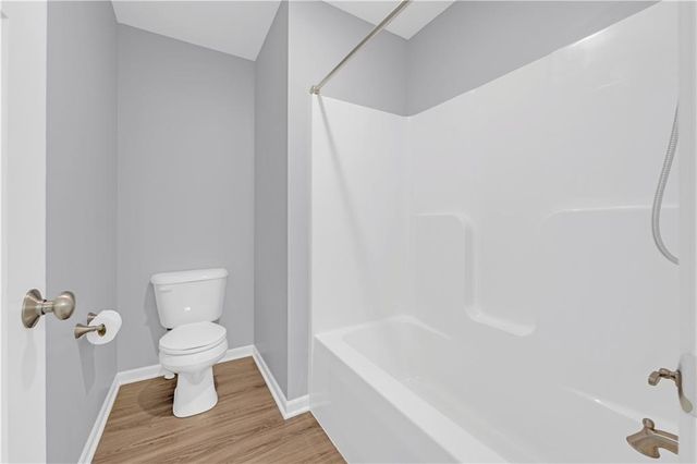 868 265 Road, Knob Noster, MO 65336