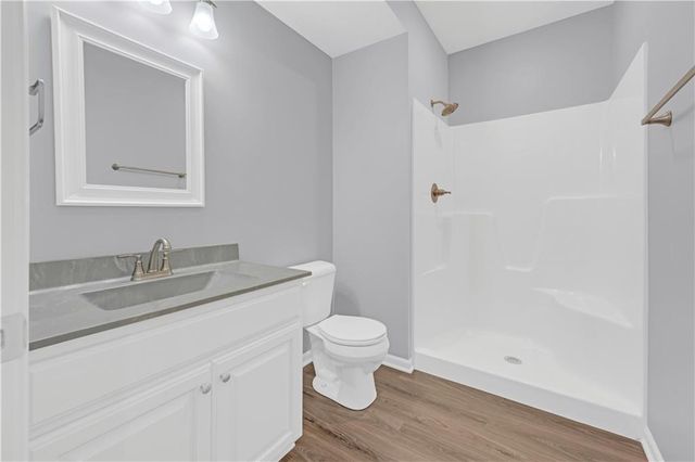 868 265 Road, Knob Noster, MO 65336