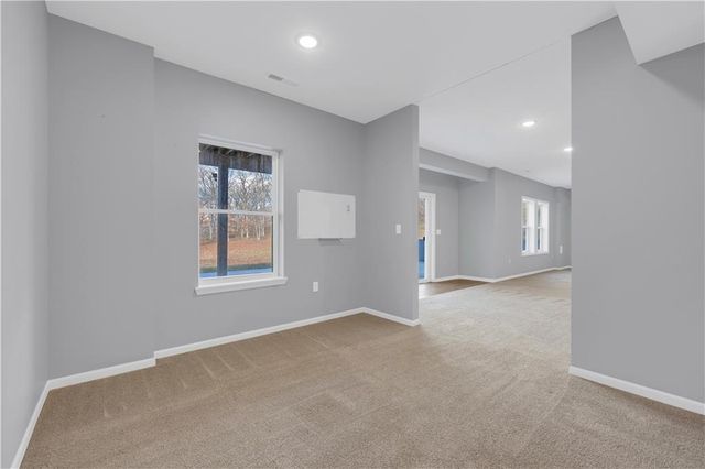 868 265 Road, Knob Noster, MO 65336