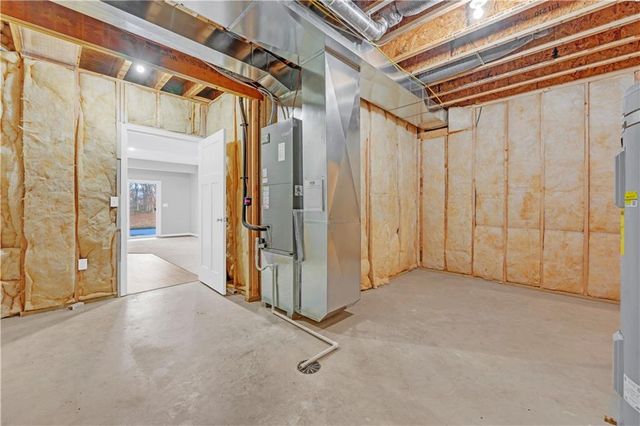 868 265 Road, Knob Noster, MO 65336