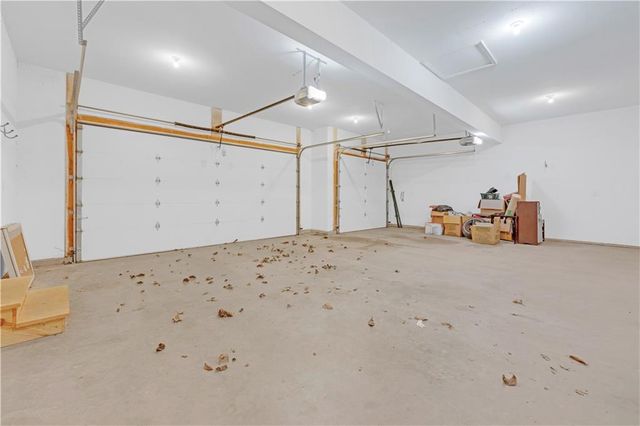 868 265 Road, Knob Noster, MO 65336