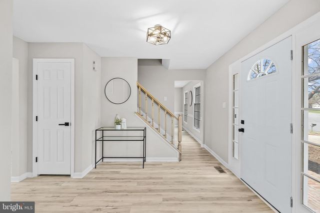 12701 ROARK CT, Reston, VA 20191