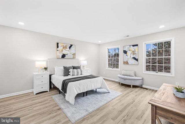 12701 ROARK CT, Reston, VA 20191