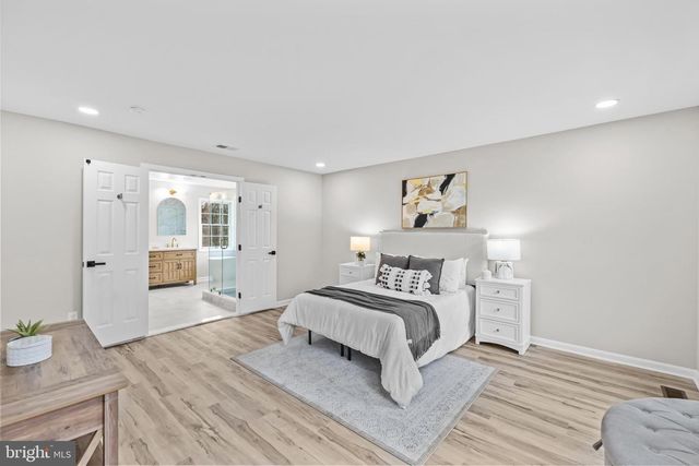 12701 ROARK CT, Reston, VA 20191