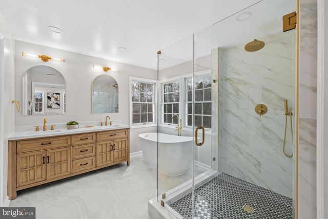 12701 ROARK CT, Reston, VA 20191