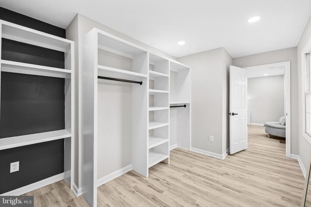 12701 ROARK CT, Reston, VA 20191