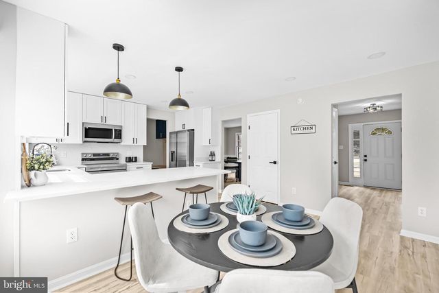 12701 ROARK CT, Reston, VA 20191