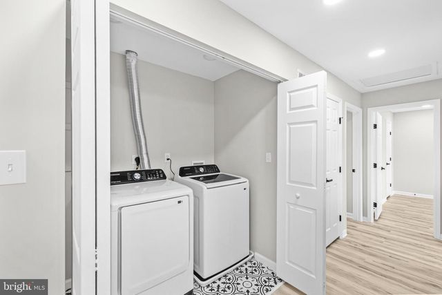 12701 ROARK CT, Reston, VA 20191