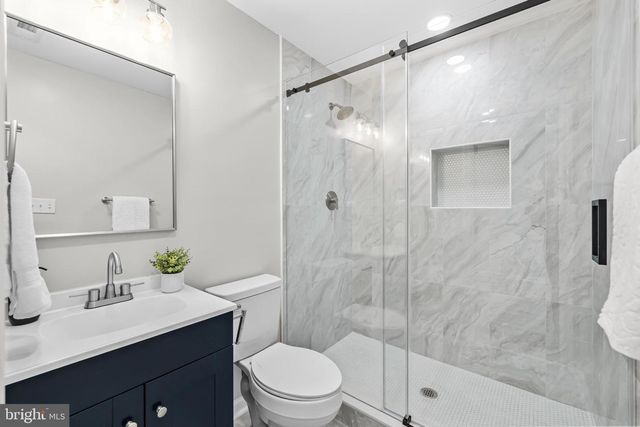 12701 ROARK CT, Reston, VA 20191