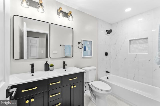 12701 ROARK CT, Reston, VA 20191