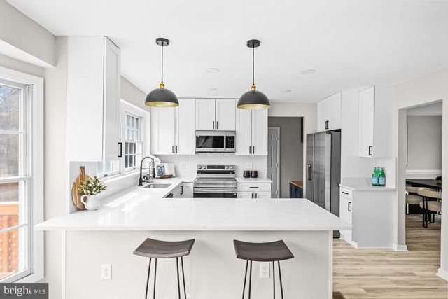 12701 ROARK CT, Reston, VA 20191