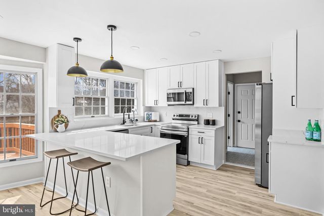 12701 ROARK CT, Reston, VA 20191