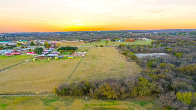 1826 Fm 731, Burleson, TX 76028