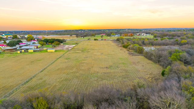 1826 Fm 731, Burleson, TX 76028